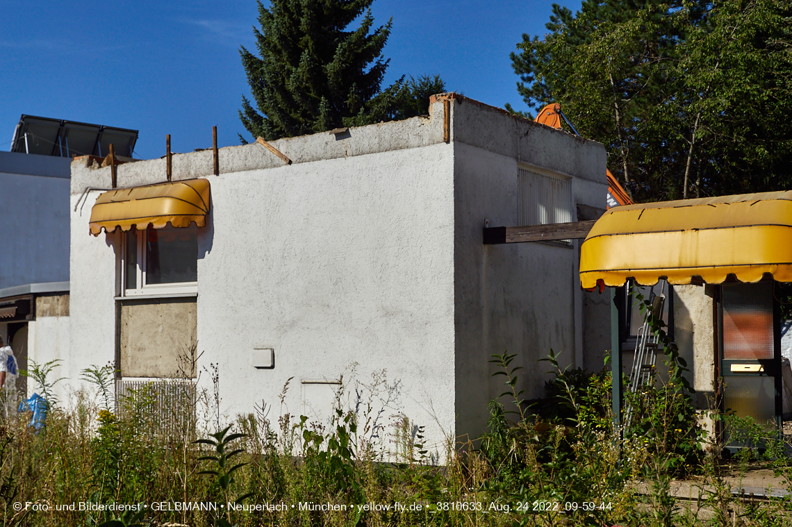24.08.2022 - Baustelle an der Niederalmstraße 16 und Hugo-Lang-Bogen 13 in Neuperlach-Trudering